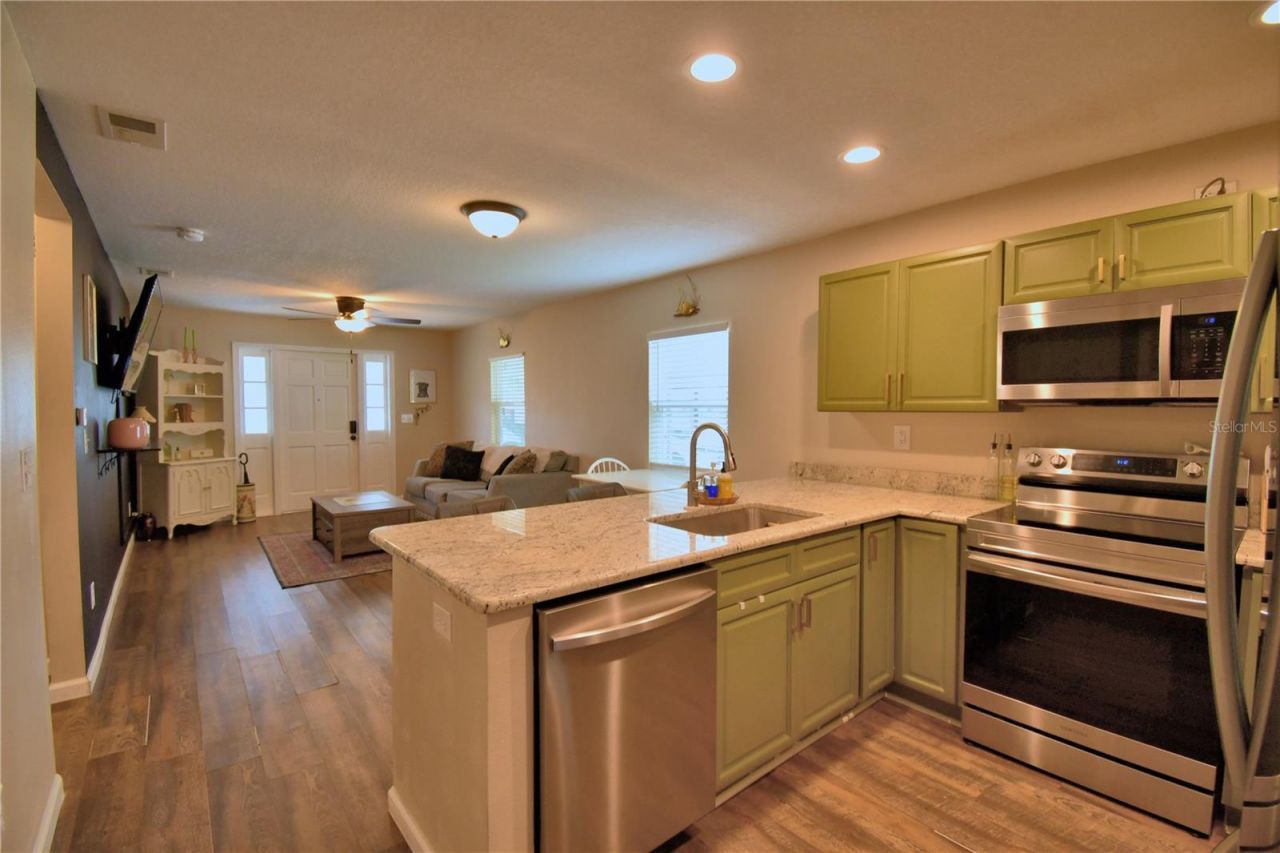 208 Florida Drive, Auburndale, FL 33823 Photo