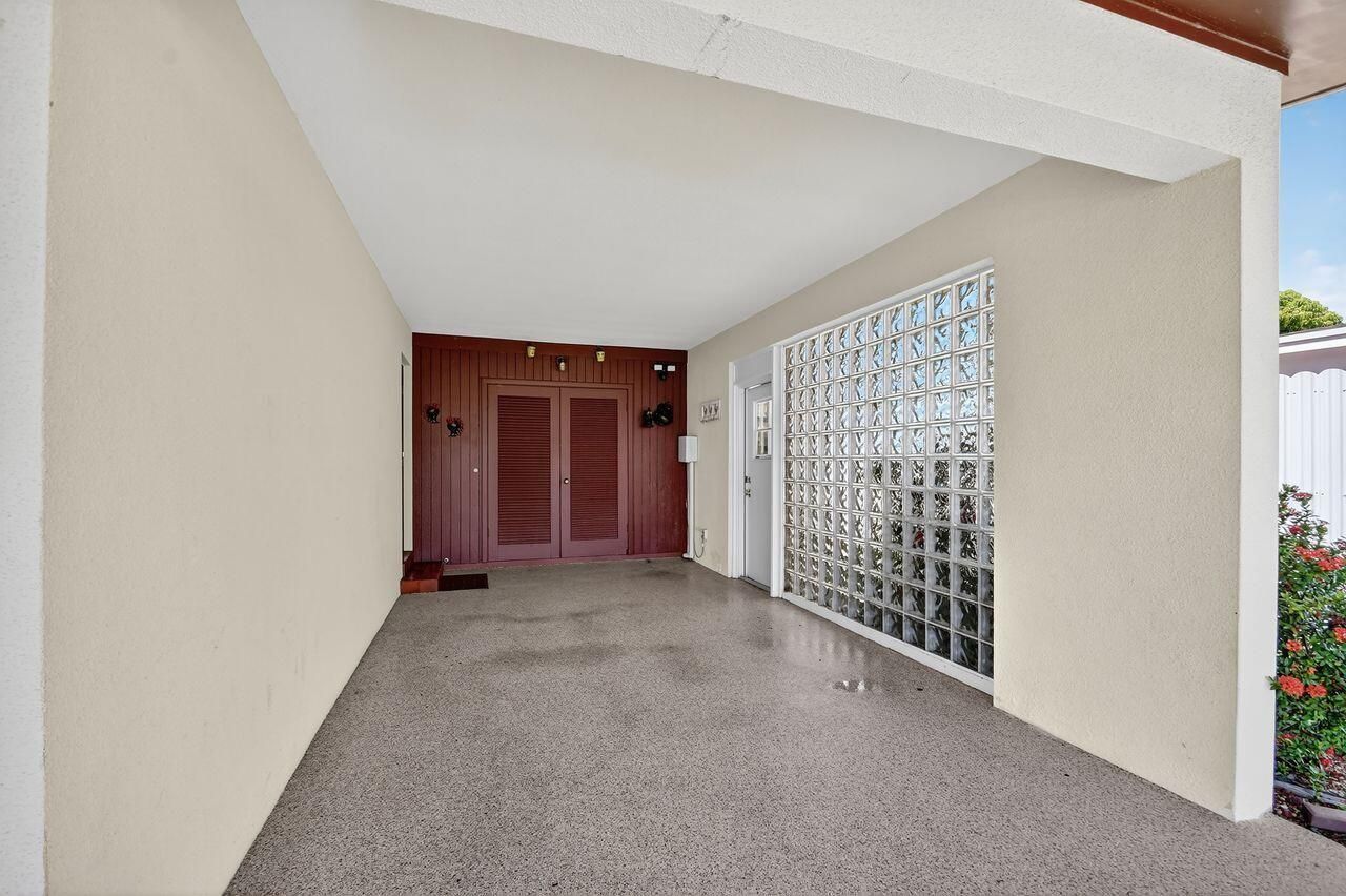 133 Greenbrier Drive, Palm Springs, FL 33461 Photo