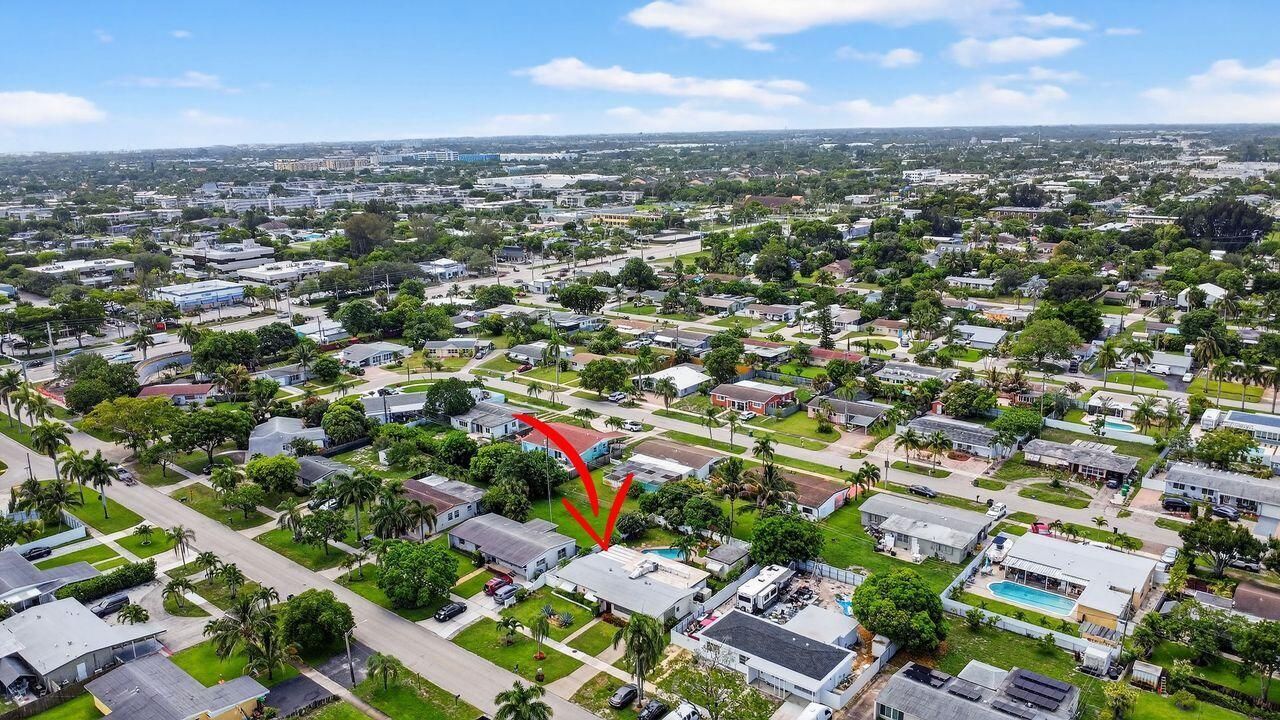 133 Greenbrier Drive, Palm Springs, FL 33461 Photo