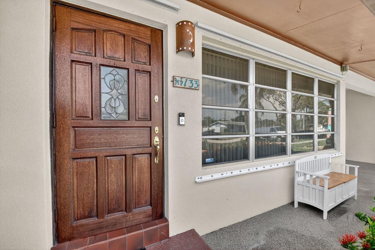 133 Greenbrier Drive, Palm Springs, FL 33461 Photo