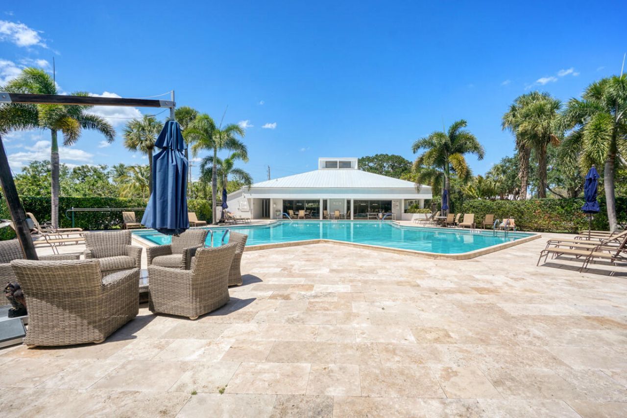 1542 Jupiter Cove Drive, Unit 602c, Jupiter, FL 33469 Photo
