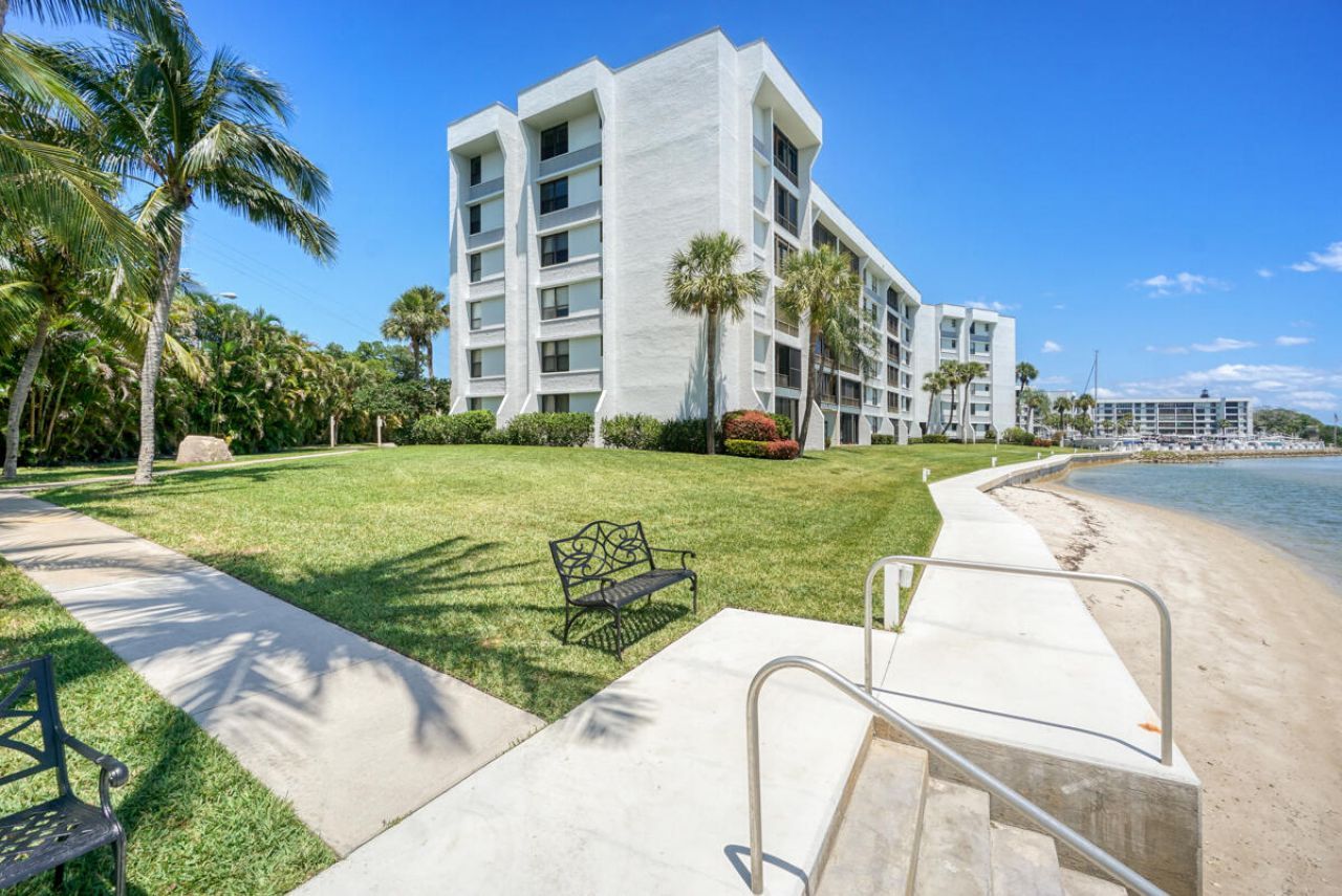 1542 Jupiter Cove Drive, Unit 602c, Jupiter, FL 33469 Photo