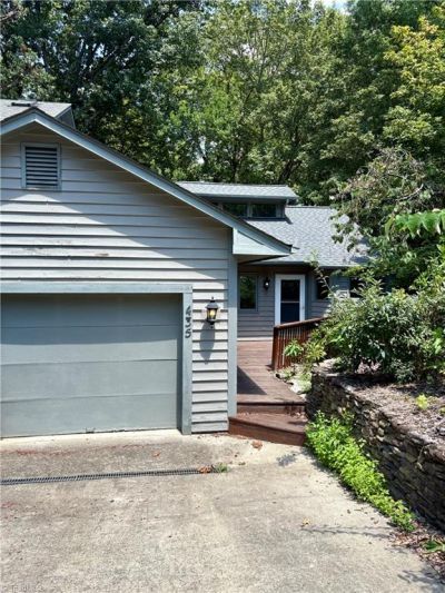 435 Chester Woods Court, High Point, NC 27262 Main Photo