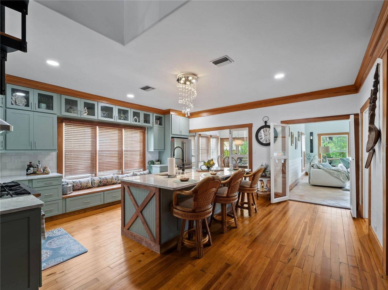 713 Eagle Point Drive, Venice, FL 34285 Photo