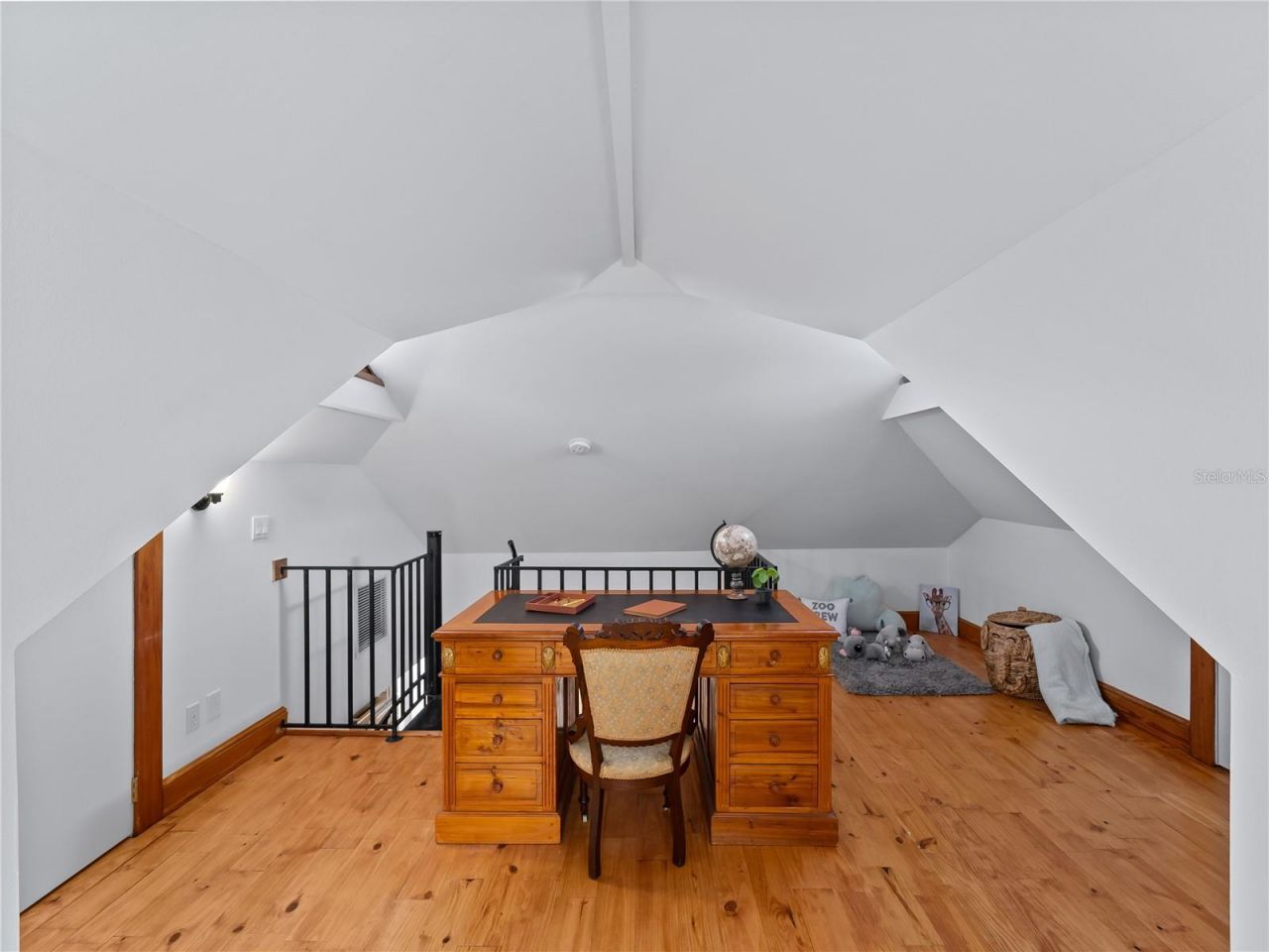 713 Eagle Point Drive, Venice, FL 34285 Photo