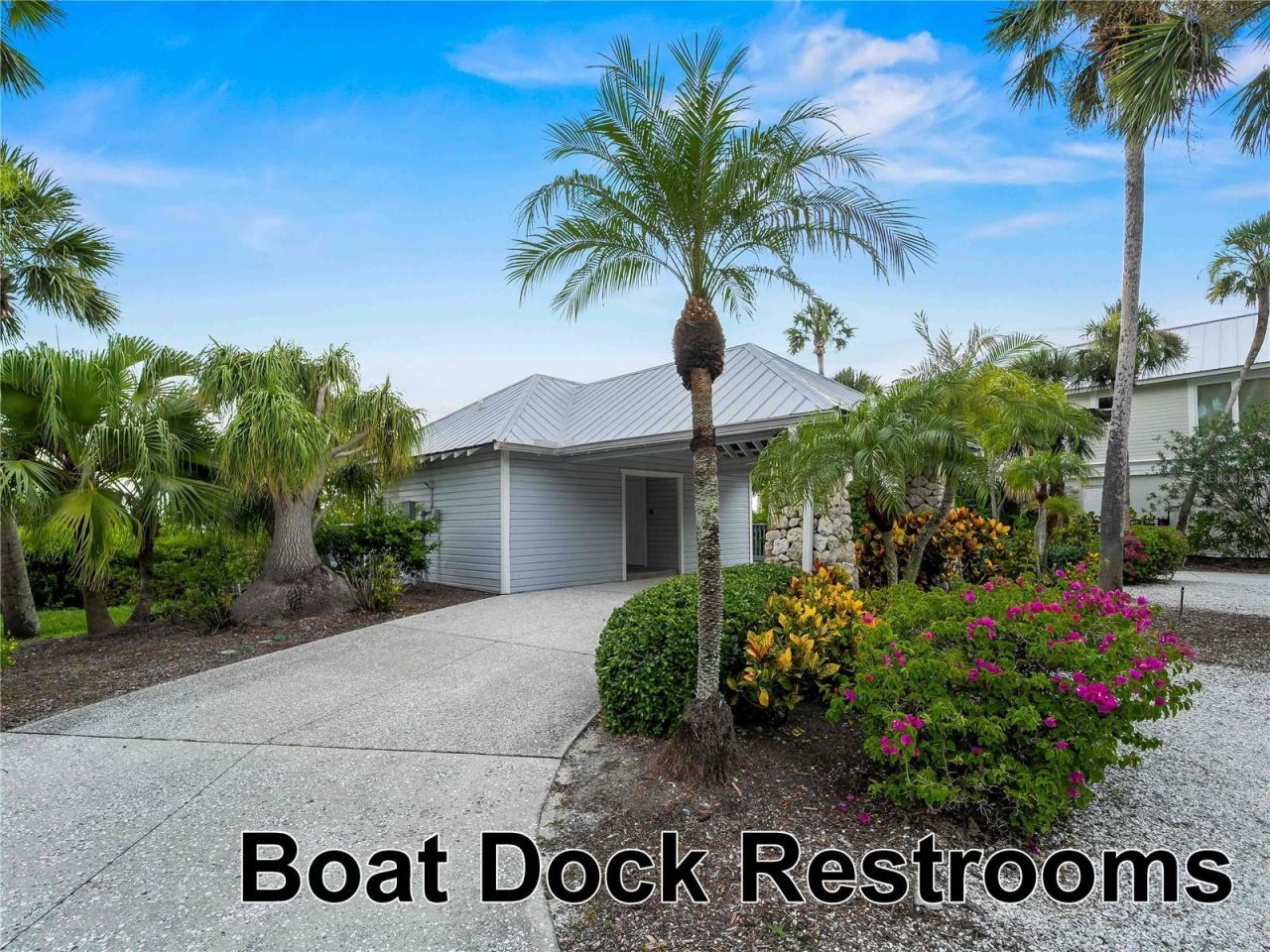 713 Eagle Point Drive, Venice, FL 34285 Photo