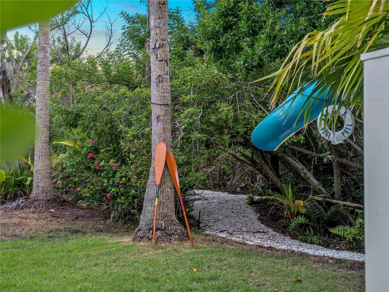 713 Eagle Point Drive, Venice, FL 34285 Photo