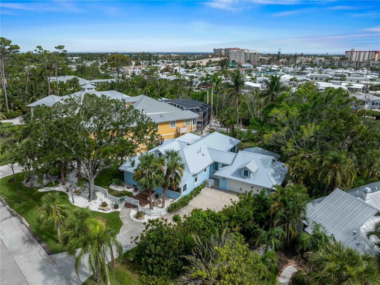 713 Eagle Point Drive, Venice, FL 34285 Photo