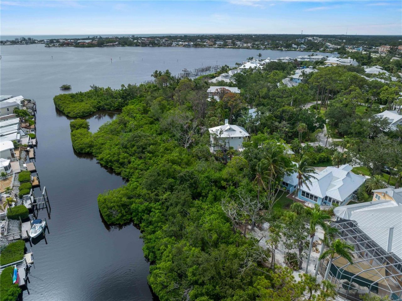 713 Eagle Point Drive, Venice, FL 34285 Photo