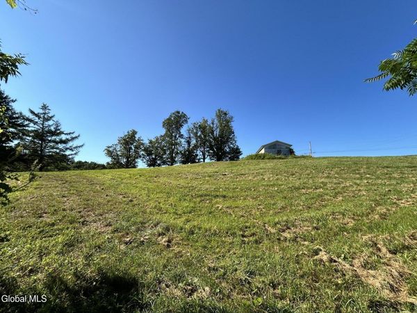 468 Myers Road, Howes Cave, NY 12092