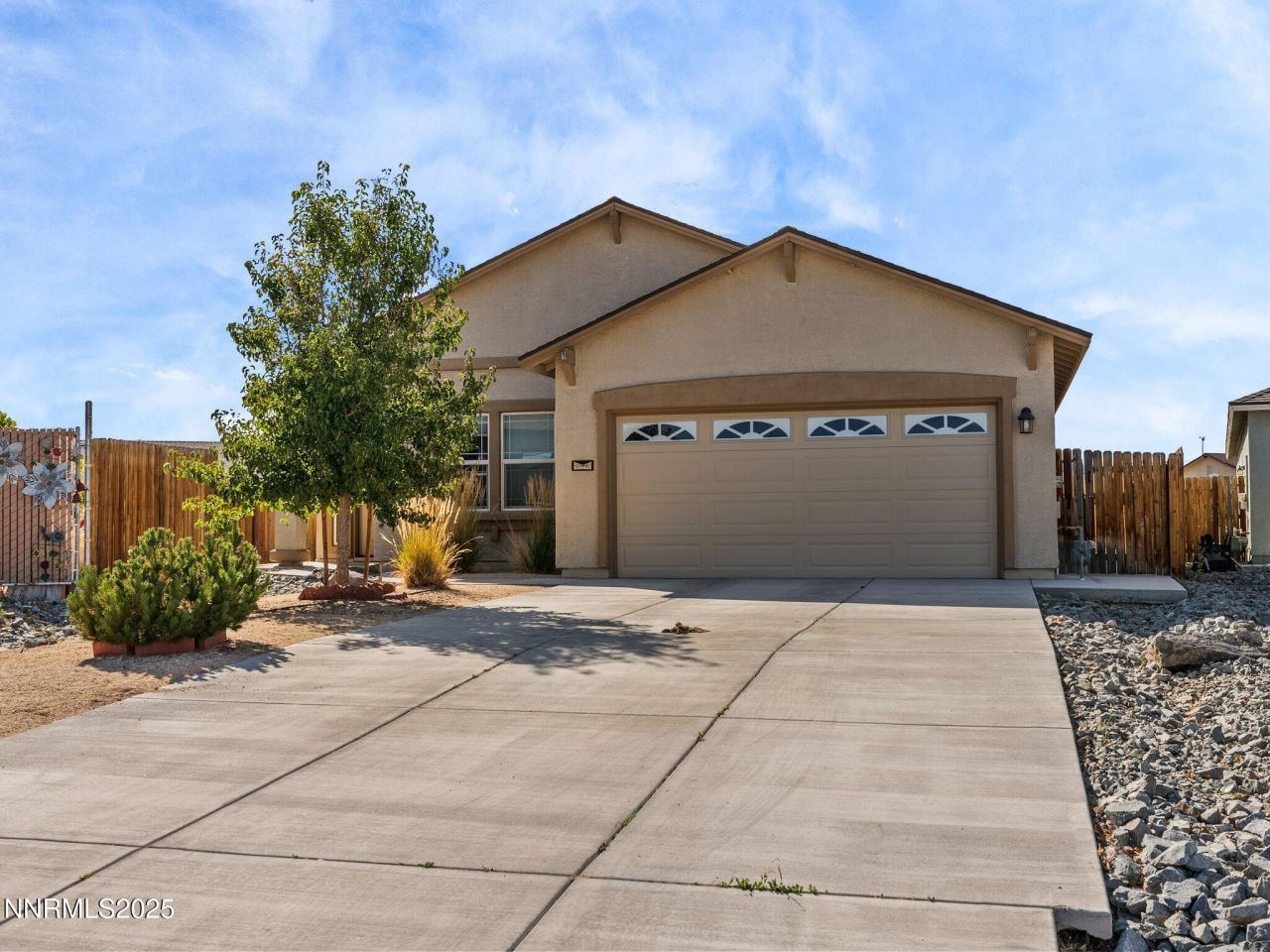 242 Red Oak Drive, Fernley, NV 89408 Main Photo