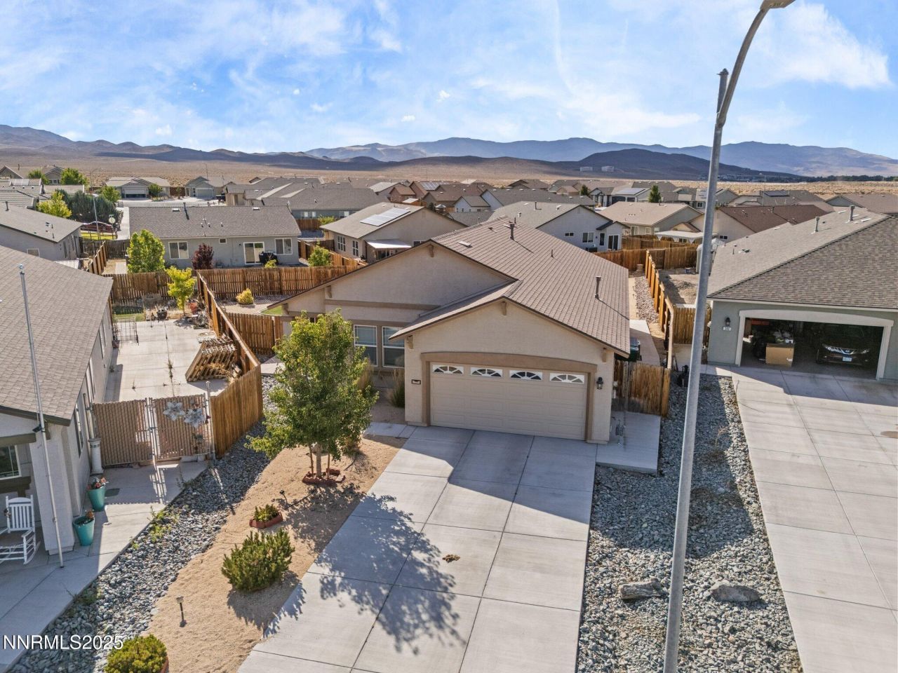242 Red Oak Drive, Fernley, NV 89408 Photo