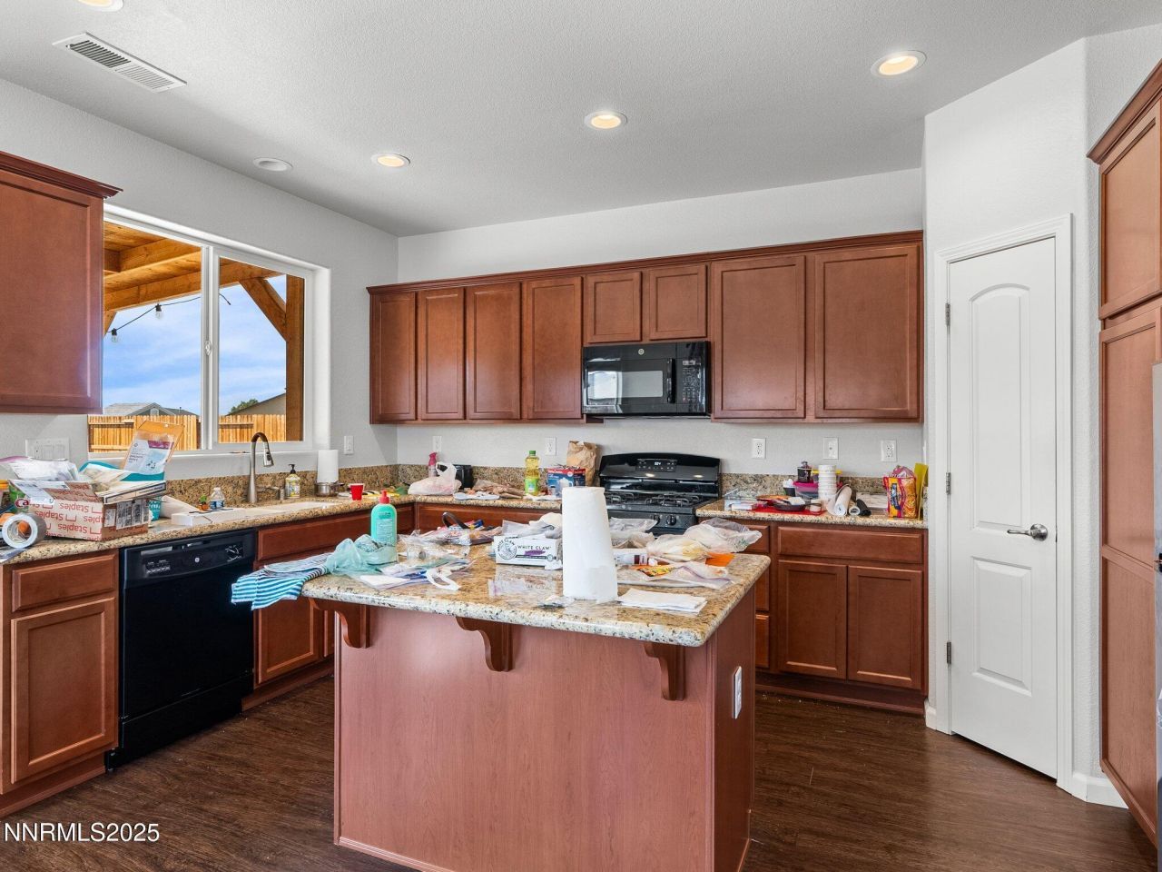 242 Red Oak Drive, Fernley, NV 89408 Photo