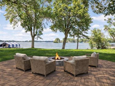 3890 Sunset Drive, Spring Park, MN 55384