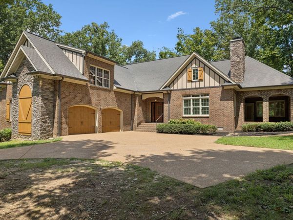 1211 Bell Pond Ln, Nolensville, TN 37135