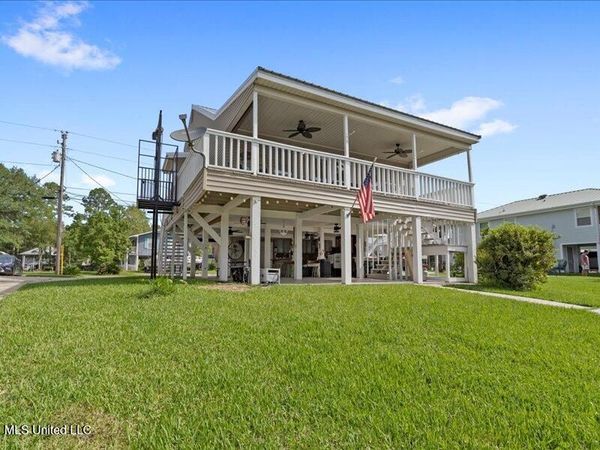 6079 Kiowa Street, Kiln, MS 39556