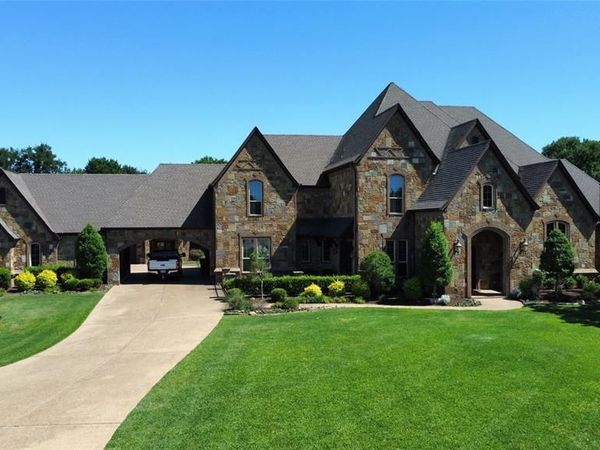 10400 Legacy Estates Drive, Burleson, TX 76028