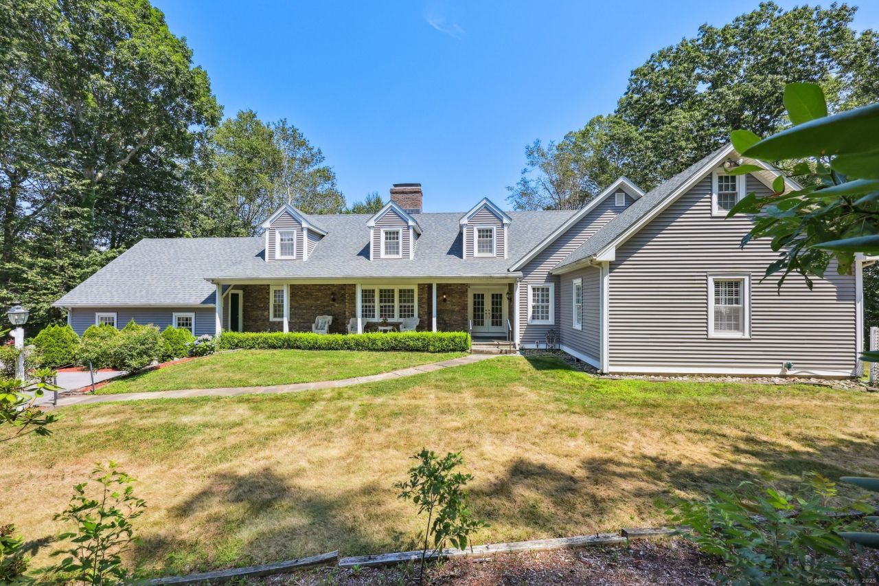 1 Lake Louise, Westbrook, CT 06498 Main Photo