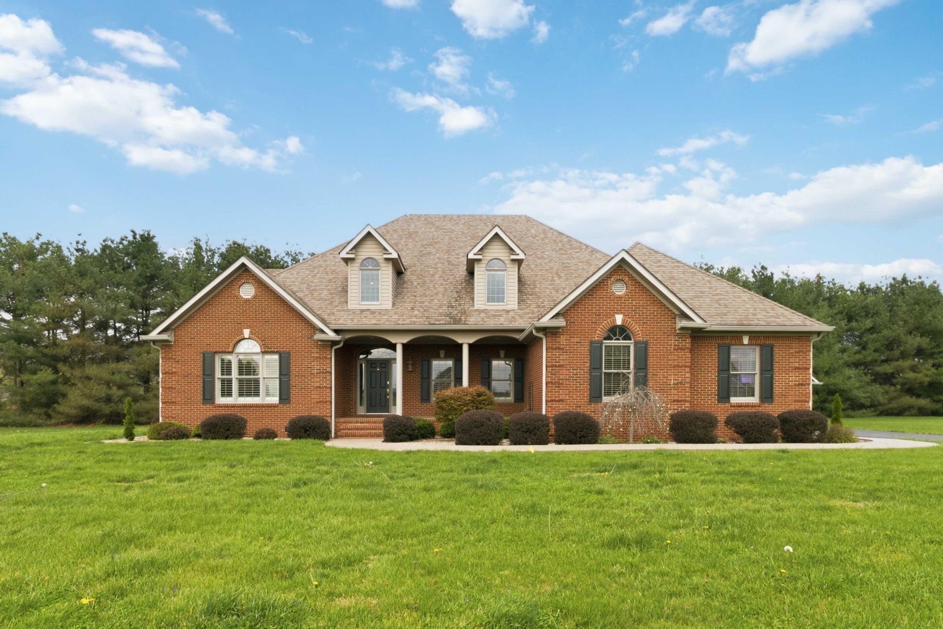 342 Masters Court, Hustonville, KY 40437