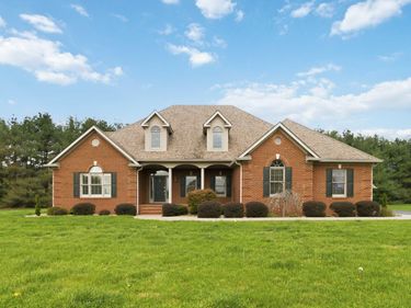 342 Masters Court, Hustonville, KY 40437