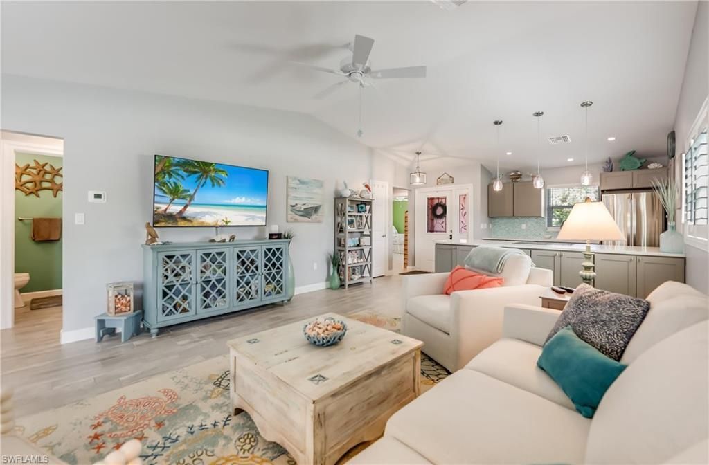 1657 Atlanta Plaza Dr, Sanibel, FL 33957 Photo