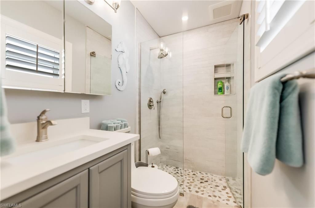 1657 Atlanta Plaza Dr, Sanibel, FL 33957 Photo