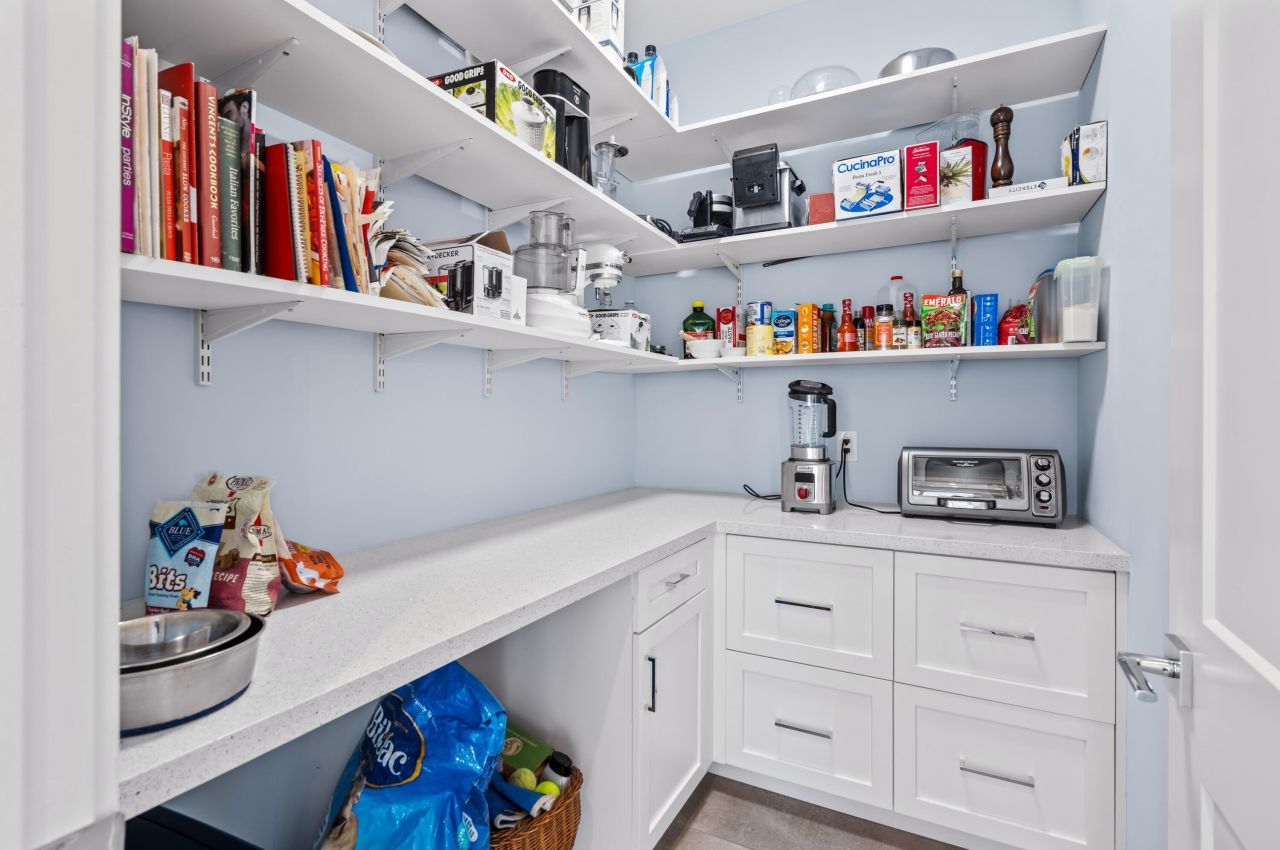 807 Dover Street, Boca Raton, FL 33487 Photo