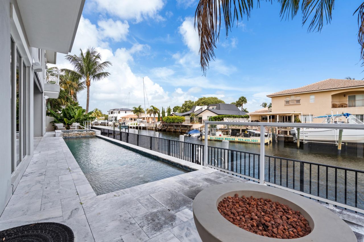 807 Dover Street, Boca Raton, FL 33487 Photo