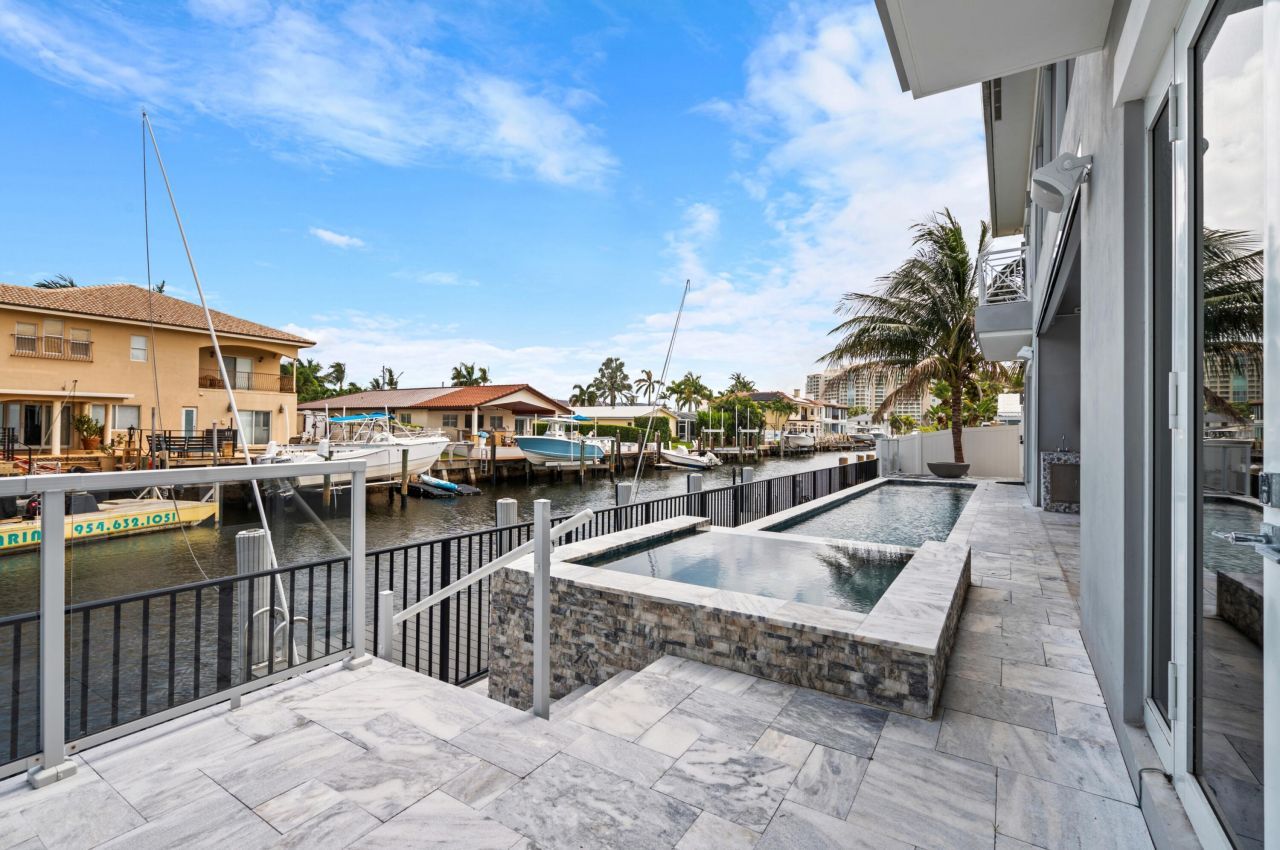 807 Dover Street, Boca Raton, FL 33487 Photo