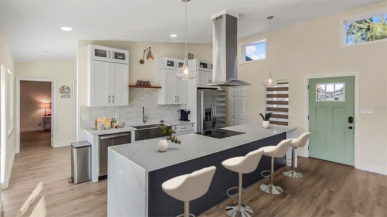 2713 Renatta Drive, Belleair Bluffs, FL 33770 Photo