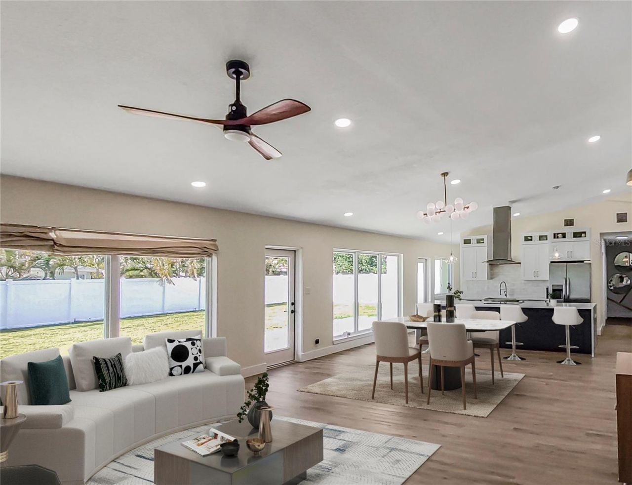 2713 Renatta Drive, Belleair Bluffs, FL 33770 Photo