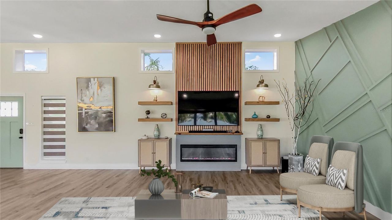 2713 Renatta Drive, Belleair Bluffs, FL 33770 Photo