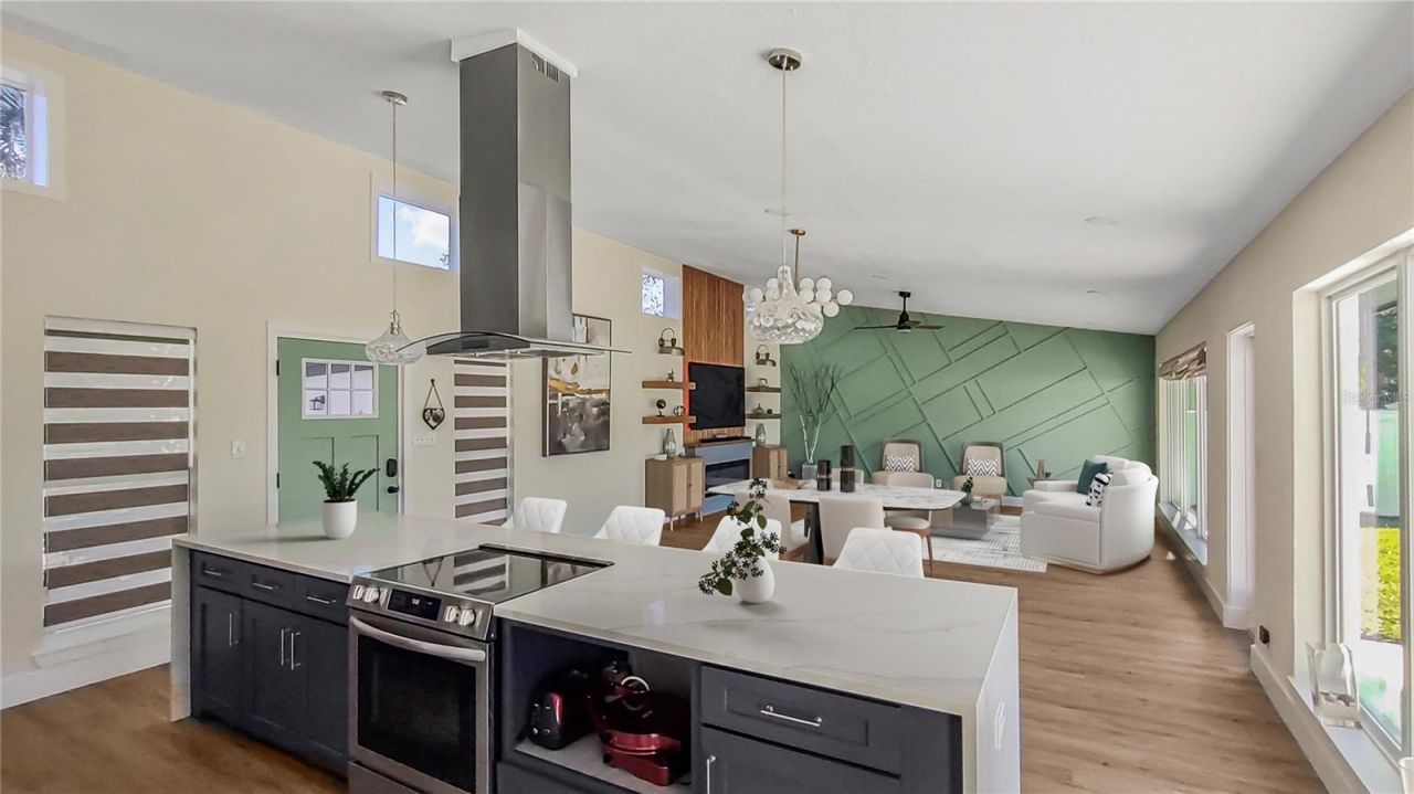 2713 Renatta Drive, Belleair Bluffs, FL 33770 Photo