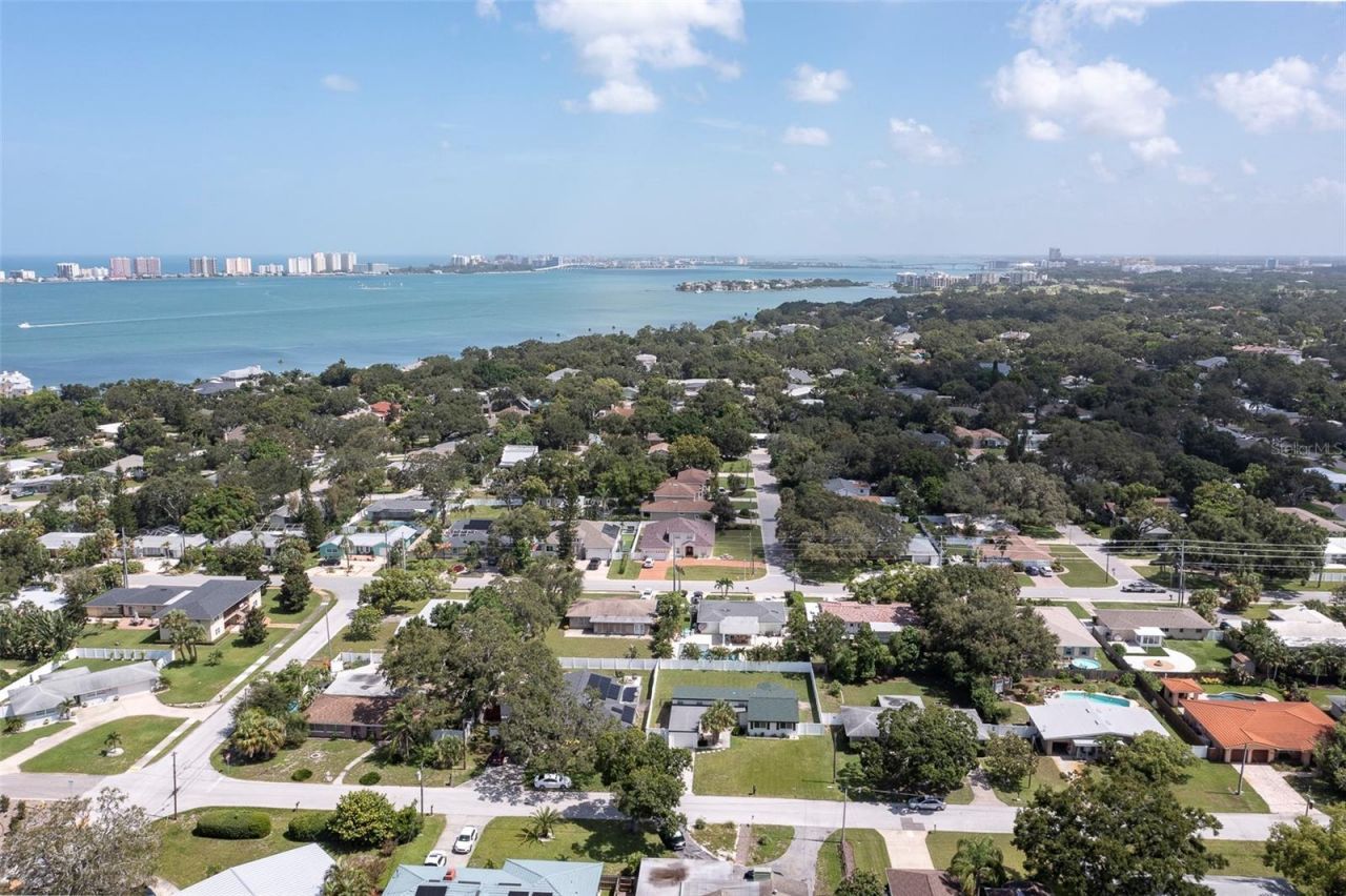 2713 Renatta Drive, Belleair Bluffs, FL 33770 Photo