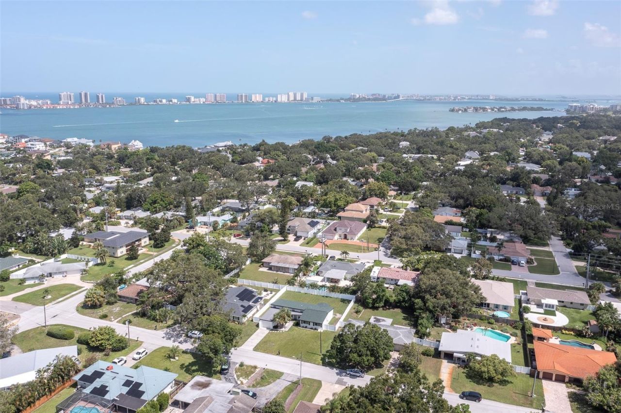 2713 Renatta Drive, Belleair Bluffs, FL 33770 Photo