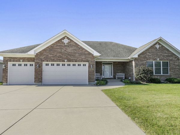 431 Patricia Lane, Hampshire, IL 60140