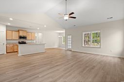 144 Double Pond Dr photo 4