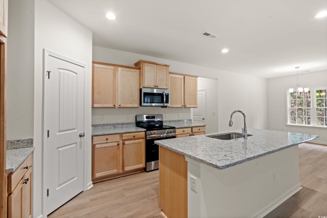 144 Double Pond Dr Photo 6