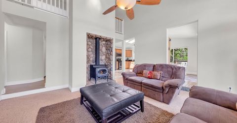 126 Peninsula Drive, Lake Almanor, CA 96137 Photo