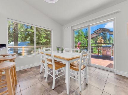 126 Peninsula Drive, Lake Almanor, CA 96137 Photo