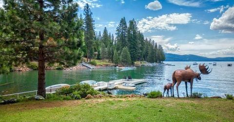 126 Peninsula Drive, Lake Almanor, CA 96137 Photo