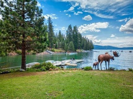 126 Peninsula Drive, Lake Almanor, CA 96137 Photo