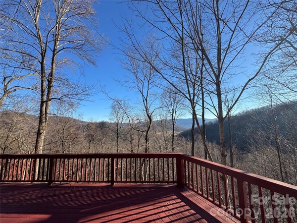 7 Winding Poplar Road, Black Mountain, NC 28711