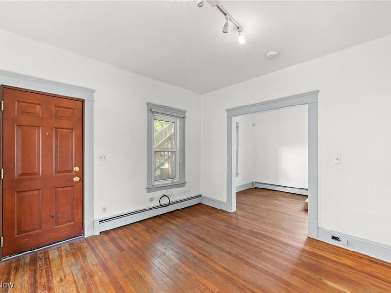 2280 W 10th Street, Cleveland, OH 44113 Photo 6