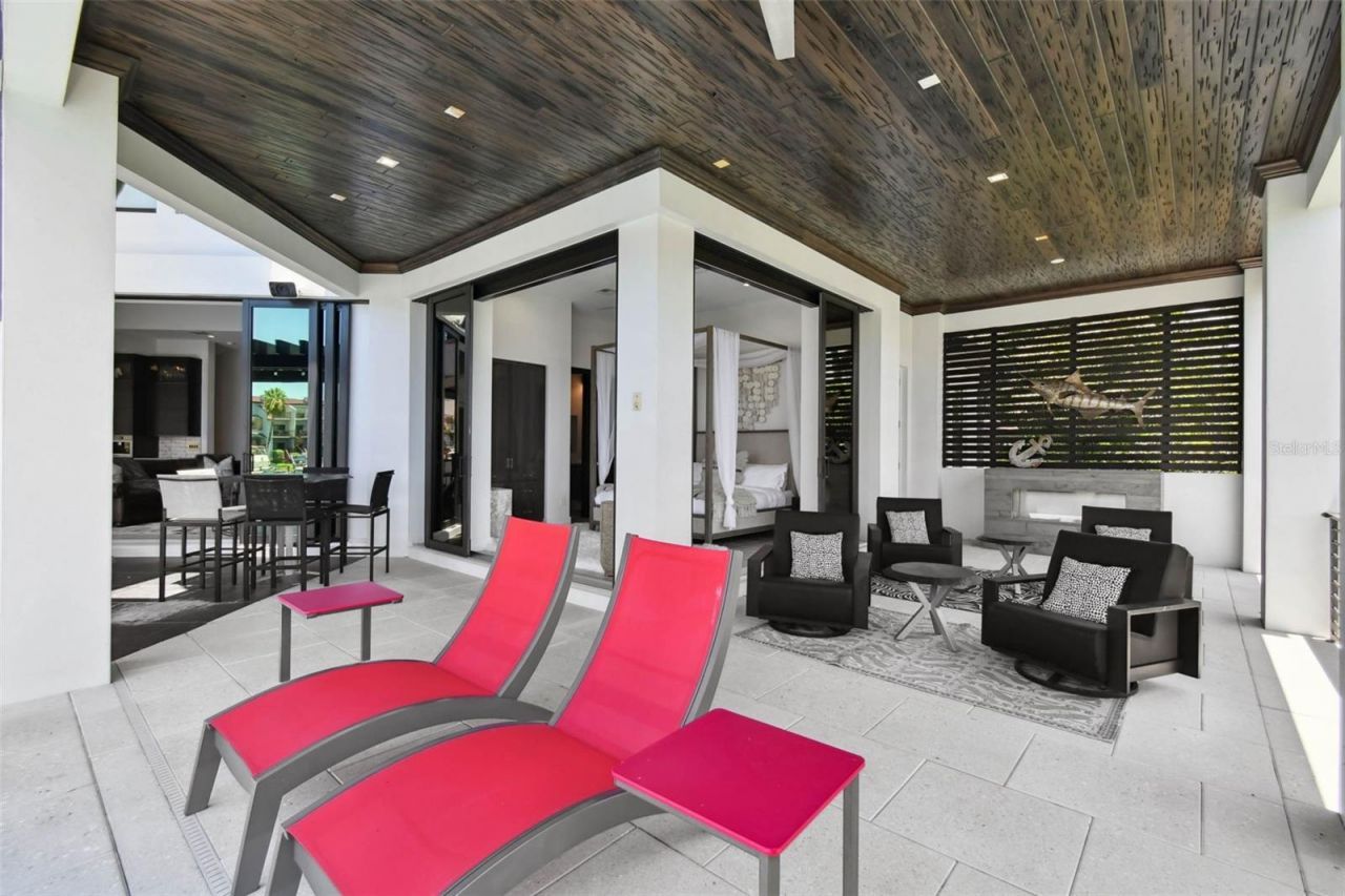 206 6th Street E, Tierra Verde, FL 33715 Photo