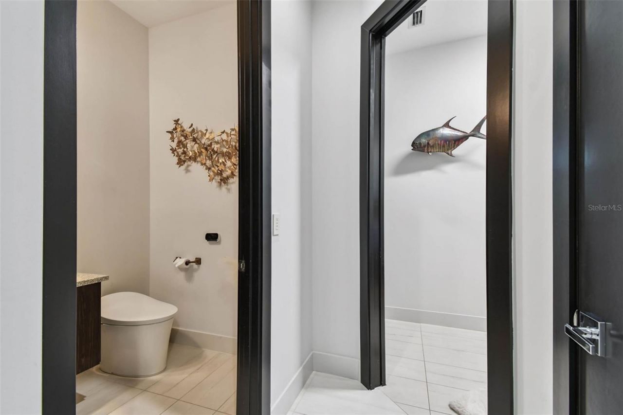 206 6th Street E, Tierra Verde, FL 33715 Photo