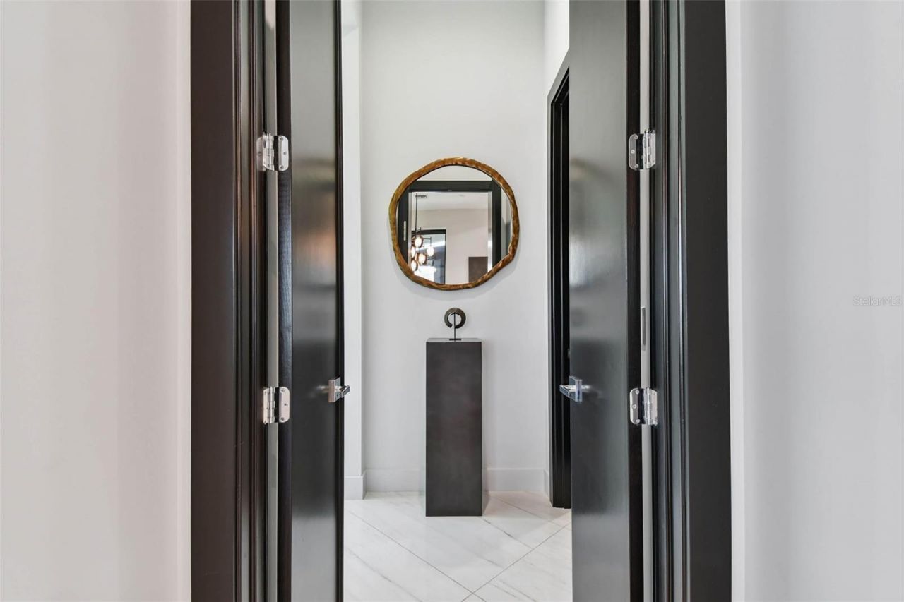 206 6th Street E, Tierra Verde, FL 33715 Photo