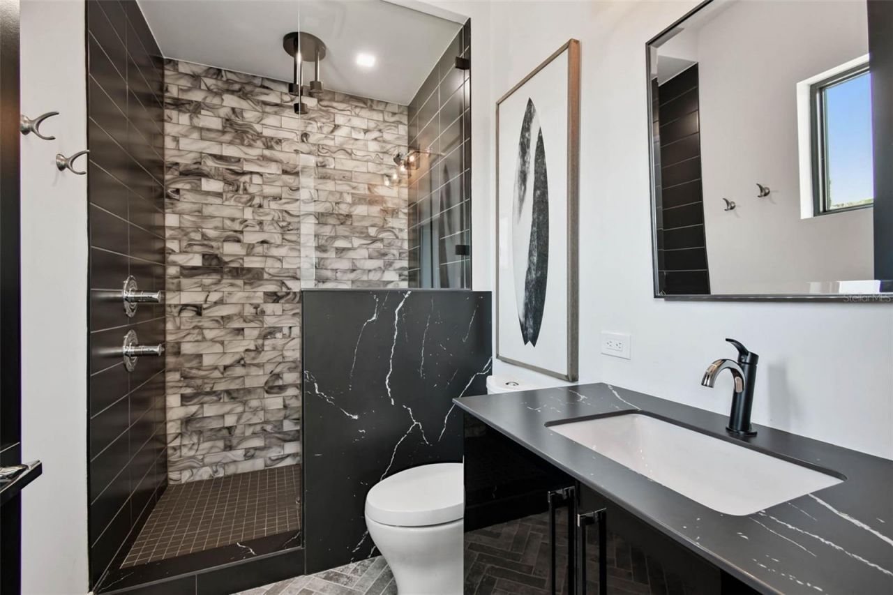 206 6th Street E, Tierra Verde, FL 33715 Photo