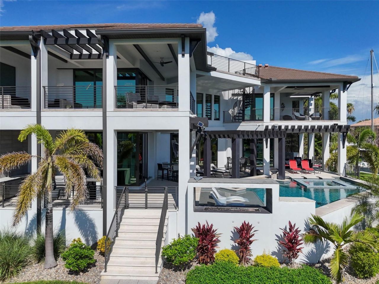 206 6th Street E, Tierra Verde, FL 33715 Photo