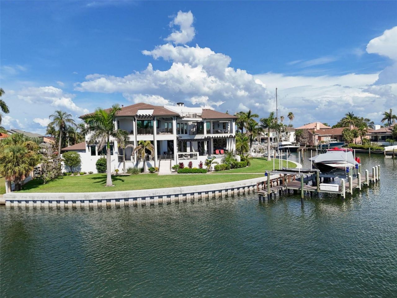 206 6th Street E, Tierra Verde, FL 33715 Photo